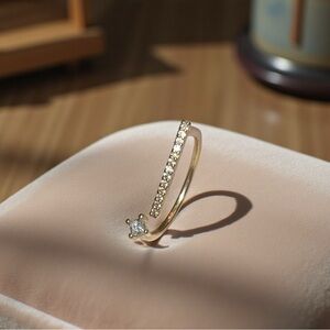 Elegant Gold Ring with Cubic Zirconia Accents